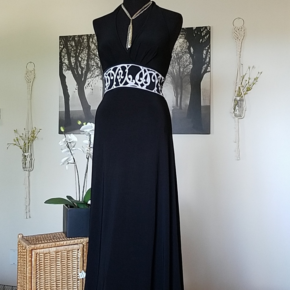 White House Black Market maxi dress